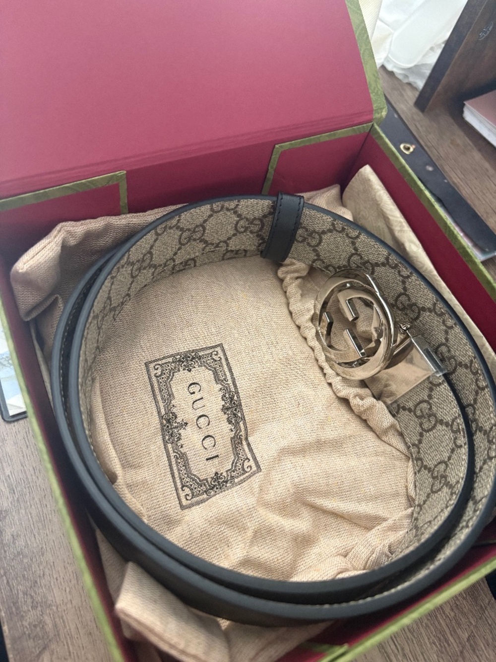 Gucci Double sided reversible buckle